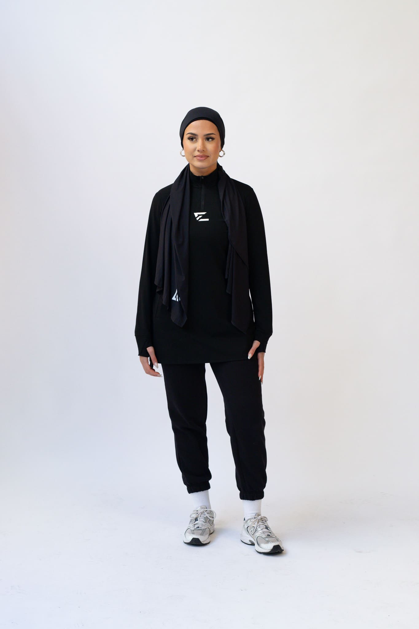 Modest Sports Top - Black