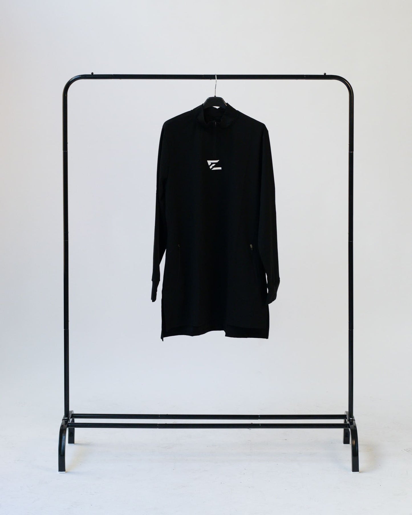 Modest Sports Top - Black
