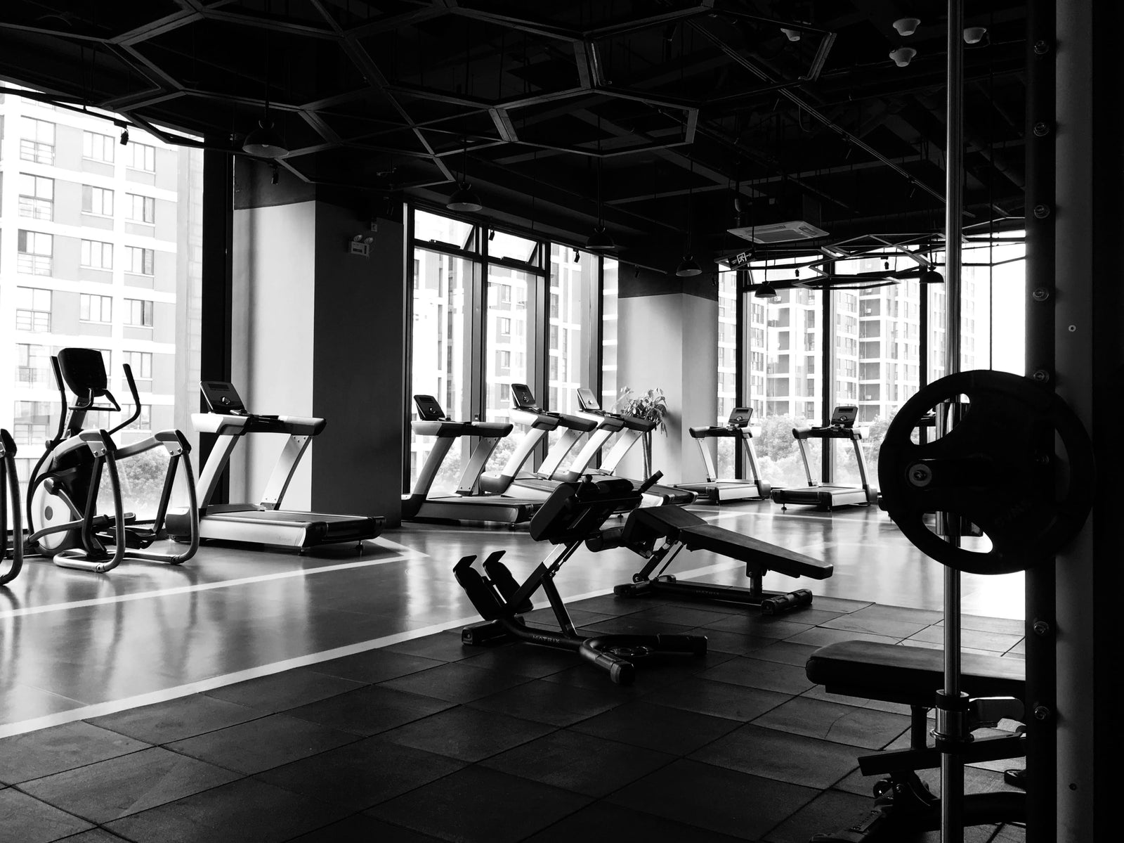 How To Overcome The Challenges of Dressing Modestly In The Gym